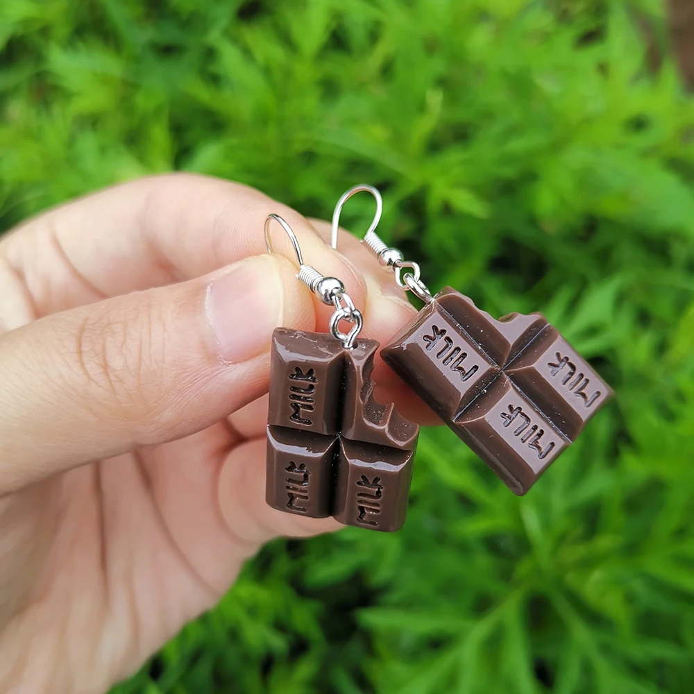 VG 6YM New Fashion Trend Chocolate Ladies Dangle Earrings Creativity Sweet Girl Party Gift Jewelry Dropshipping Gifts 
VG 6YM New Fashion Trend Chocolate Ladies Dangle Earrings Creativity Sweet Girl Party Gift Jewelry Dropshipping Gifts