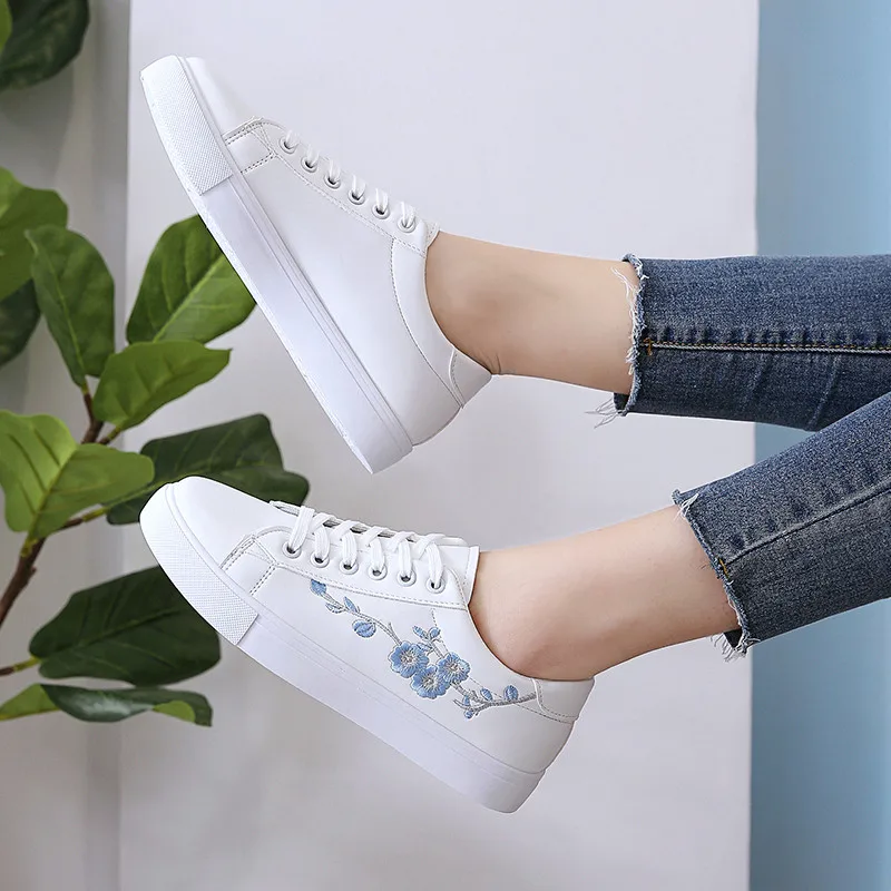 

2021 Spring Fashion Wheezing Sulfide Shoes Female Sports Shoes Pu Leather Platform Shoes Women's Shoes Casual Shoes White