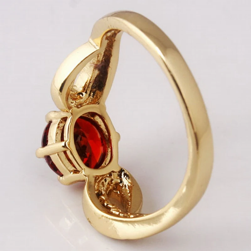 Women Gold Color 925 Silver Ring Sterling Jewelry 7mm Round Cubic Zirconia CZ Christmas Gift R018 
Women Gold Color 925 Silver Ring Sterling Jewelry 7mm Round Cubic Zirconia CZ Christmas Gift R018