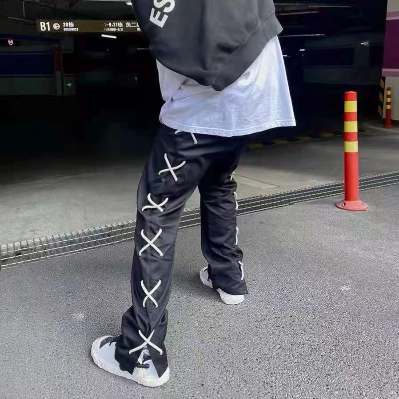 Мужские спортивные брюки в стиле Харадзюку, черные свободные брюки в стиле оверсайз с эластичным поясом и боковой шнуровкой, повседневные ш...
Мужские спортивные брюки в стиле Харадзюку, черные свободные брюки в стиле оверсайз с эластичным поясом и боковой шнуровкой, повседневные ш...