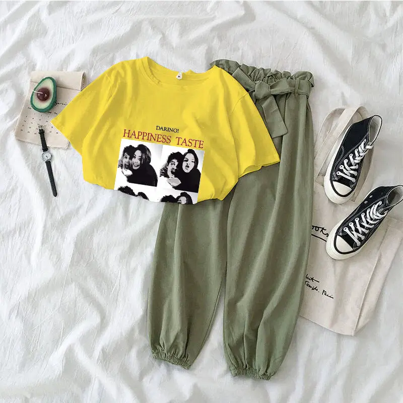 Casual 2 Two Piece Sports Set Women Print Short Sleeve T Shirts+Long Pants Matching Set 2021 Summer Tracksuit Sporty Outfits
Casual 2 Two Piece Sports Set Women Print Short Sleeve T Shirts+Long Pants Matching Set 2021 Summer Tracksuit Sporty Outfits