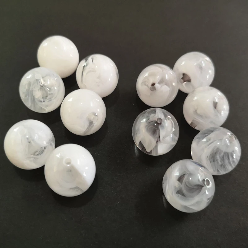 Wholesale 20mm 100pcs/bag Acrylic Transparent Double Color Beads For Fashion Chunky Kids Necklace
Wholesale 20mm 100pcs/bag Acrylic Transparent Double Color Beads For Fashion Chunky Kids Necklace