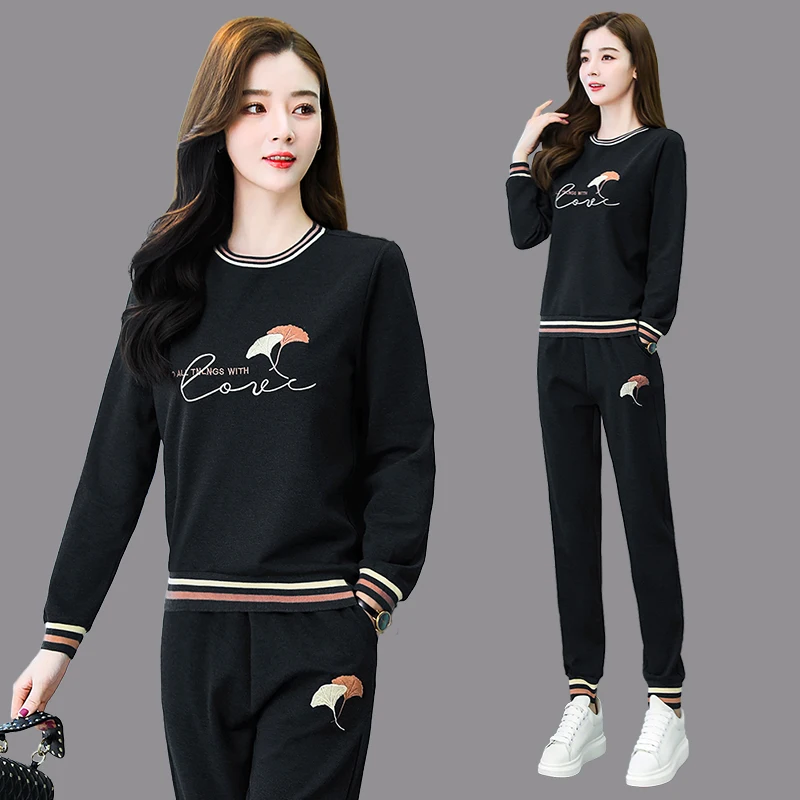 Autumn New Pants Suit Temperament Printing Professional Casual 2 Piece Set Womans Clothing Gray Black
Autumn New Pants Suit Temperament Printing Professional Casual 2 Piece Set Womans Clothing Gray Black