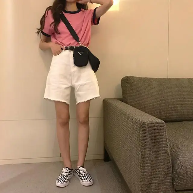 Shorts Women Denim Vintage Solid Straight Zipper Fly Button Autumn Trendy Chic Streetwear Ulzzang BF Harajuku Korean Style Ins
Shorts Women Denim Vintage Solid Straight Zipper Fly Button Autumn Trendy Chic Streetwear Ulzzang BF Harajuku Korean Style Ins