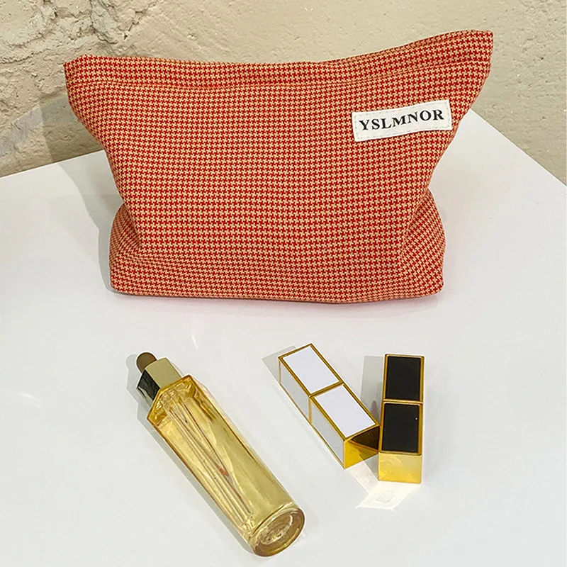 Large Women Plaid Print Cosmetic Bag Canvas Waterproof Zipper Make Up Bag Travel Washing Makeup Organizer Beauty Portable Bags
Large Women Plaid Print Cosmetic Bag Canvas Waterproof Zipper Make Up Bag Travel Washing Makeup Organizer Beauty Portable Bags