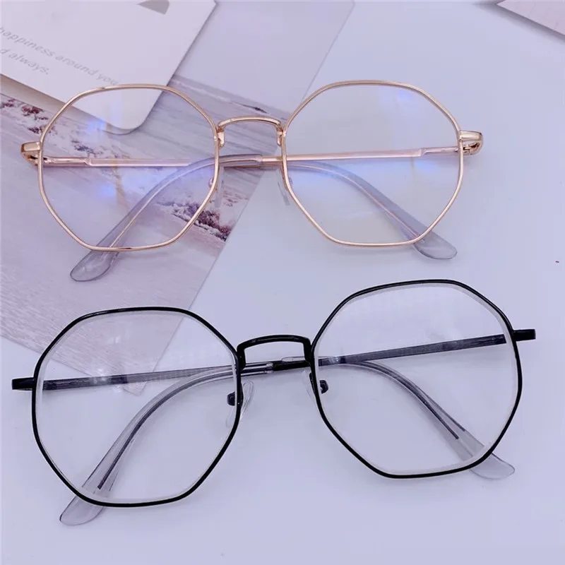Vintage Anti Blue light Glasses Frame Round Lens Myopia Optical Mirror Simple Metal Women Men Transparent Eyewear Frames
Vintage Anti Blue light Glasses Frame Round Lens Myopia Optical Mirror Simple Metal Women Men Transparent Eyewear Frames
