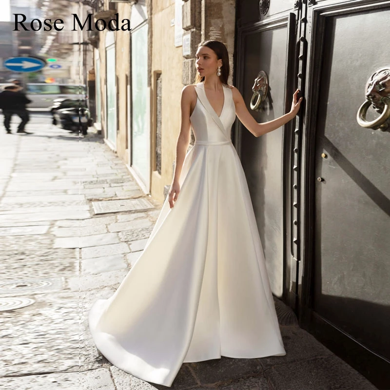 Rose Moda Simple Deep V Neck Satin A Line Wedding Dress with Illusion Back Destination Bridal Gown Custom Make
Rose Moda Simple Deep V Neck Satin A Line Wedding Dress with Illusion Back Destination Bridal Gown Custom Make