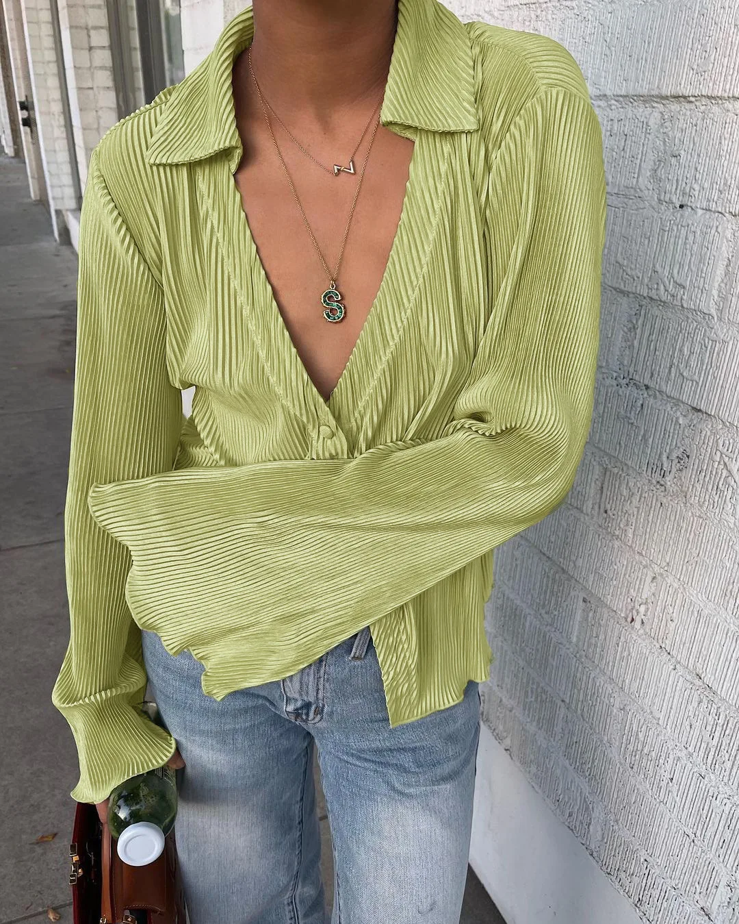 Green Vintage Flare Sleeve Blouse Shirt Spring Casual Single Breasted Women Top Summer Loose Turn Down Collar Shirts
Green Vintage Flare Sleeve Blouse Shirt Spring Casual Single Breasted Women Top Summer Loose Turn Down Collar Shirts