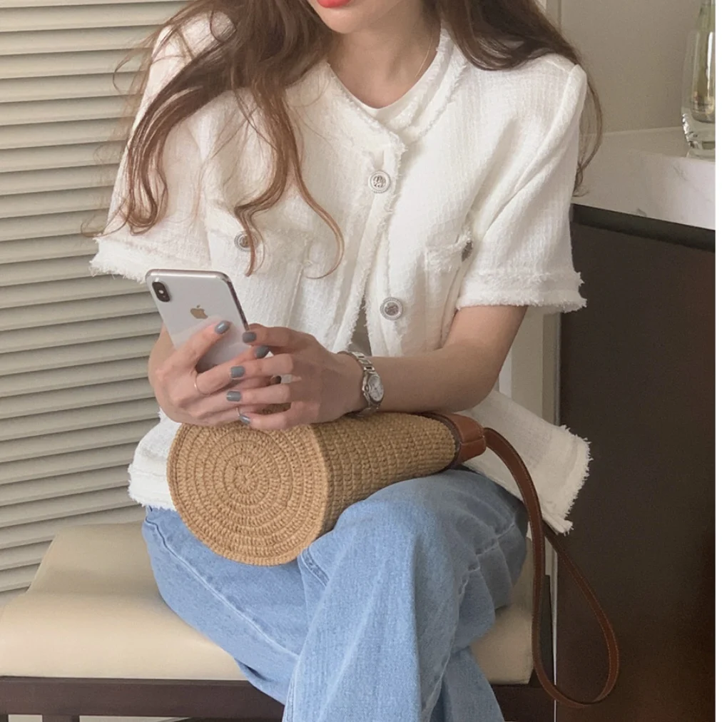 CMAZ 2021 Summer Woman Pocket Cotton Shirt Fashion Ladies Short Sleeve Blouse Coat Female Office Korea Style Solid Outwear 1786#
CMAZ 2021 Summer Woman Pocket Cotton Shirt Fashion Ladies Short Sleeve Blouse Coat Female Office Korea Style Solid Outwear 1786#