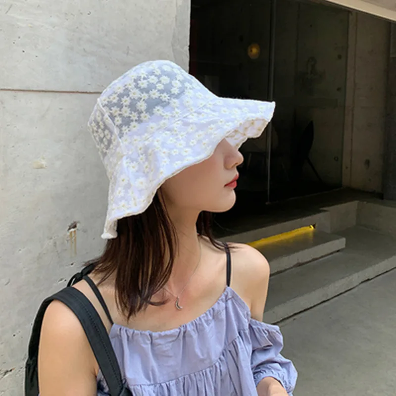 Woman Japanese Little Flower Embroidered Lace Bucket Hat Summer Women Sunscreen Thin Design Breathable Fisherman's Cap C65
Woman Japanese Little Flower Embroidered Lace Bucket Hat Summer Women Sunscreen Thin Design Breathable Fisherman's Cap C65