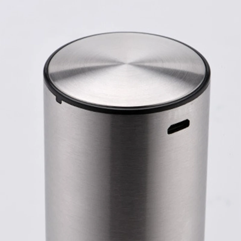 Hot Sale Wine Corkscrew Cordless Corkscrew Wine Opener Automatic Foil Cutter Electric Wine Bottle Openers
Hot Sale Wine Corkscrew Cordless Corkscrew Wine Opener Automatic Foil Cutter Electric Wine Bottle Openers