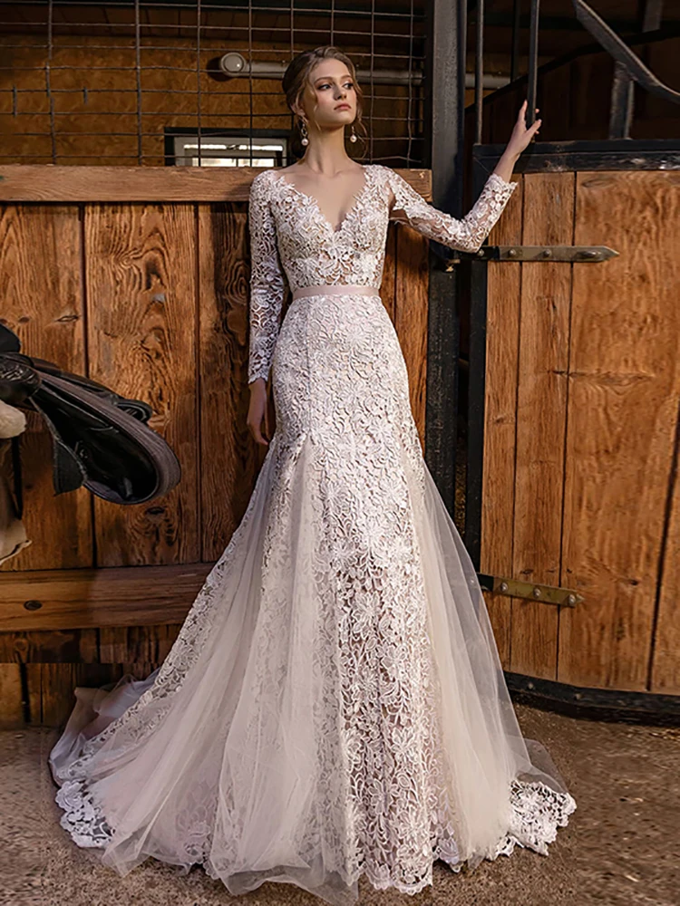 Sexy Bridal Gown With Open Transparent 3d Lace Appliques And V-Neck Long-Sleeved Backless Mermaid Wedding Dress Customization
Sexy Bridal Gown With Open Transparent 3d Lace Appliques And V-Neck Long-Sleeved Backless Mermaid Wedding Dress Customization