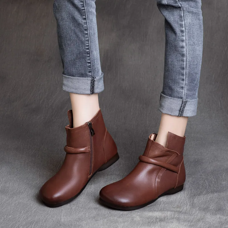 New Women Boots Leather Rubber Women Shoes 2021 New Style Winter Shoes Breathable Casual Woman Shoes
New Women Boots Leather Rubber Women Shoes 2021 New Style Winter Shoes Breathable Casual Woman Shoes