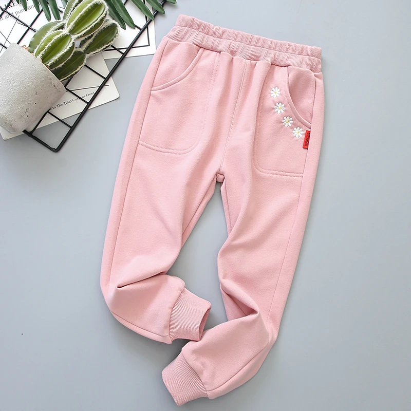 Autumn 2020 new children's sports casual pants Embroidered Flower Terry elastic comfortable pants 
Autumn 2020 new children's sports casual pants Embroidered Flower Terry elastic comfortable pants