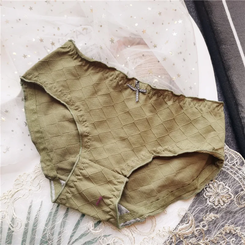 European Cotton Underwear Fashion Solid Diamond Plaid Women Briefs Sexy Low Waist Traceless Pantie Cute Cotton Female lingerie
European Cotton Underwear Fashion Solid Diamond Plaid Women Briefs Sexy Low Waist Traceless Pantie Cute Cotton Female lingerie