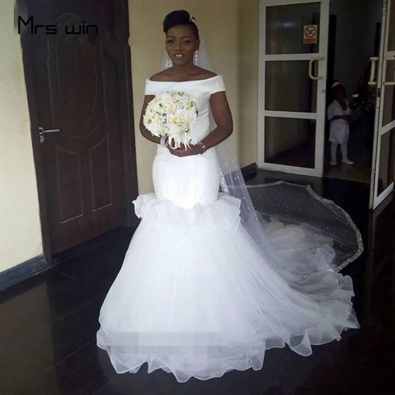 Mrs win Wedding Dress Boat Neck Mermaid Train Wedding Dresses Elegant Off Shoulder Lace Vestido De Noiva Bridal Gowns HR006
Mrs win Wedding Dress Boat Neck Mermaid Train Wedding Dresses Elegant Off Shoulder Lace Vestido De Noiva Bridal Gowns HR006