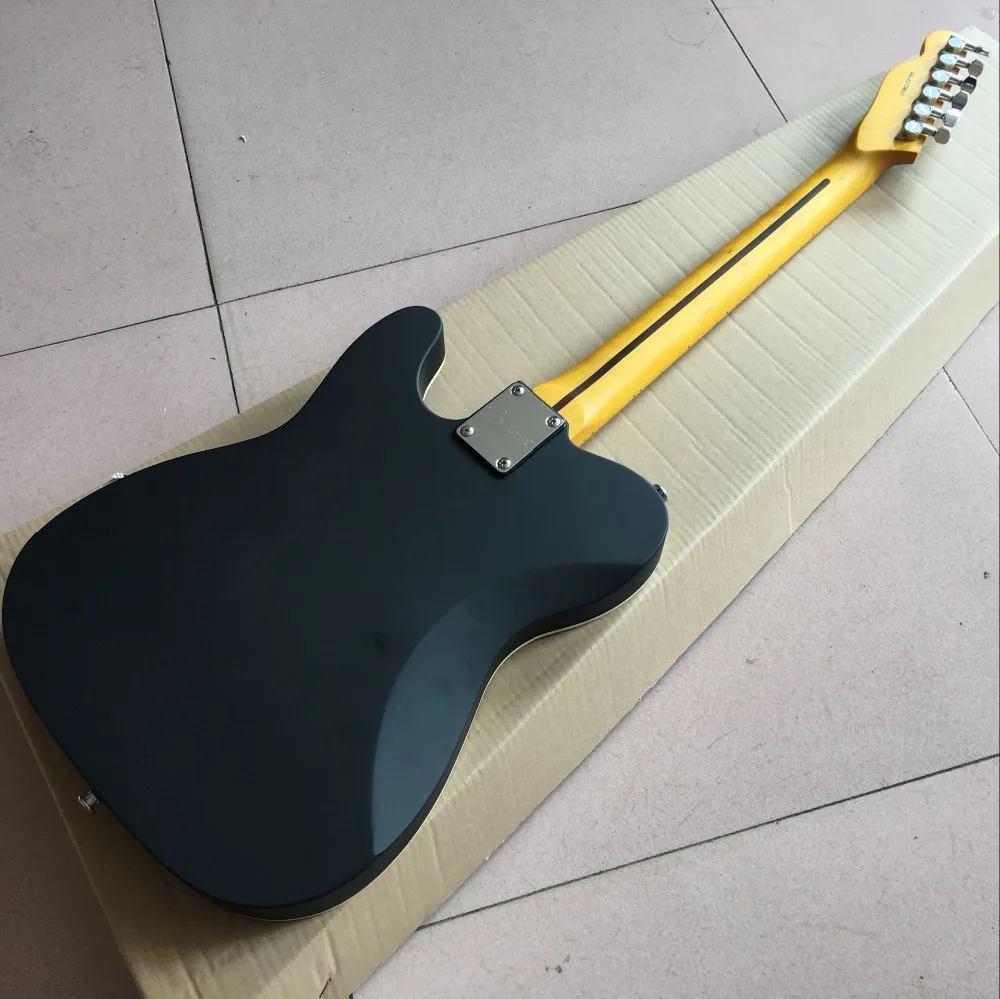 custom shop,6 Strings Maple fingerboard Electric Guitar.black color guitarra.real photos
custom shop,6 Strings Maple fingerboard Electric Guitar.black color guitarra.real photos