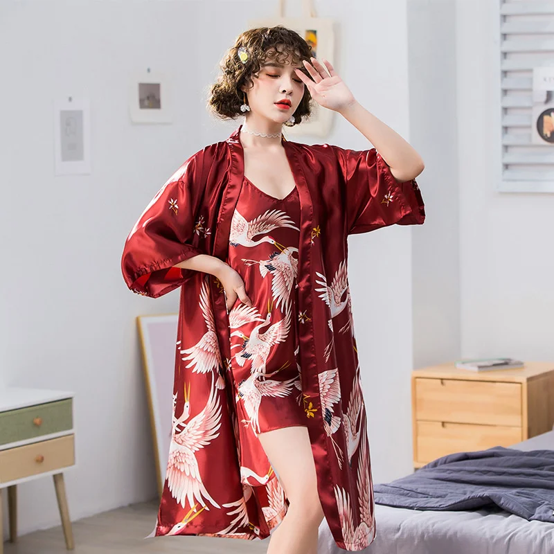 2021 Plus Size Pajamas Sets Women Sheer Lace Satin Sexy Halterneck Cami Top Shorts Set Backless 1 2 Pieces Pajamas Suits
2021 Plus Size Pajamas Sets Women Sheer Lace Satin Sexy Halterneck Cami Top Shorts Set Backless 1 2 Pieces Pajamas Suits