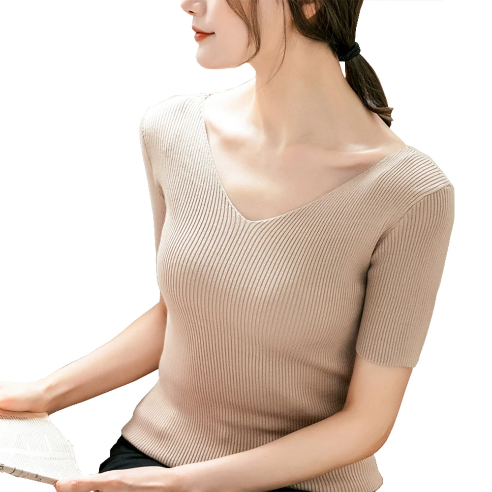 2020 Fashion Winter Knitted Sweaters Women V neck Slim Warm Soft Half Sleeves Sweater Girl Pullovers Casual Sweater Female Tops 
2020 Fashion Winter Knitted Sweaters Women V neck Slim Warm Soft Half Sleeves Sweater Girl Pullovers Casual Sweater Female Tops