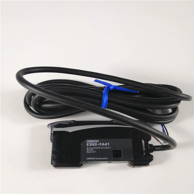 OMRON E3Z-T66 E3Z-T86 E3Z Compact Plastic Body Photoelectric Sensor 
OMRON E3Z-T66 E3Z-T86 E3Z Compact Plastic Body Photoelectric Sensor