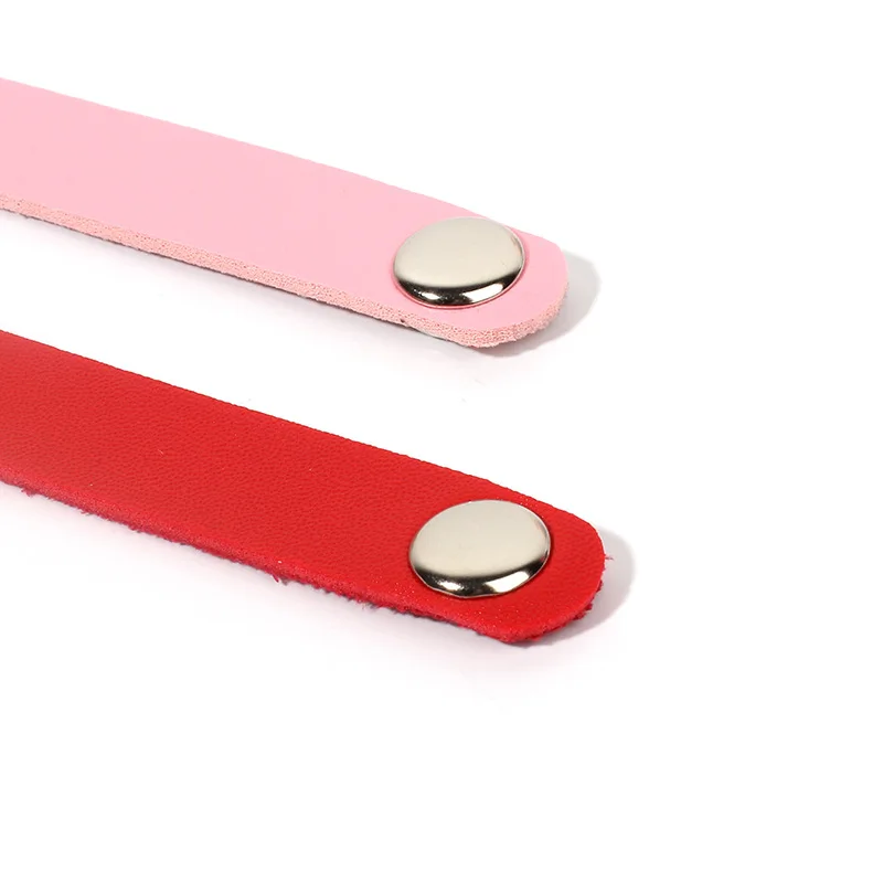 Punk Style Black Leather Choker Party Jewelry Goth Heart Pendant Necklace for Women Creative Adjustable Button Friends Collar
Punk Style Black Leather Choker Party Jewelry Goth Heart Pendant Necklace for Women Creative Adjustable Button Friends Collar