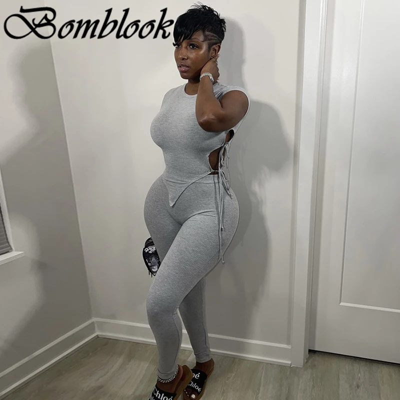 Bomblook Повседневная Женская мода костюм Лето 2021 неравномерность выше колен, на шнуровке, облегающие узкие брюки; Комплект одежды из 2 предмето...
Bomblook Повседневная Женская мода костюм Лето 2021 неравномерность выше колен, на шнуровке, облегающие узкие брюки; Комплект одежды из 2 предмето...