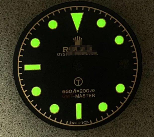 Vintage 28.5mm Watch Dial for Rlx Green Luminous Works for 8215/NH35A Movement with R Logo
Vintage 28.5mm Watch Dial for Rlx Green Luminous Works for 8215/NH35A Movement with R Logo