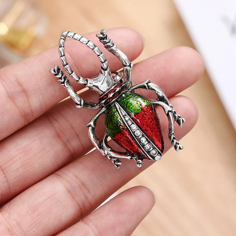 Fashion crystal insect brooch ladies clothes pin rhinestone insect brooch jewelry accessories
Fashion crystal insect brooch ladies clothes pin rhinestone insect brooch jewelry accessories
