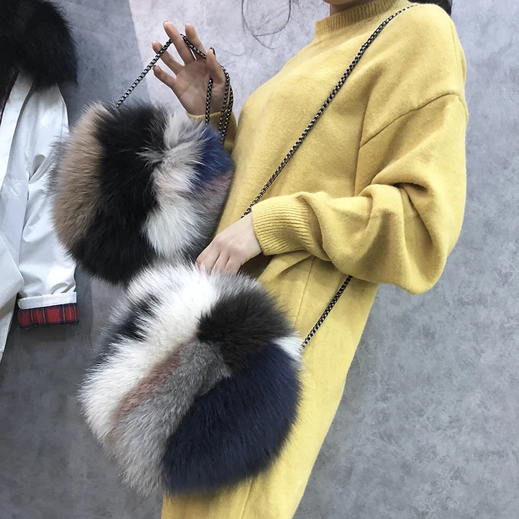 Luxury Designer Women Clutch Bags And Purse real Fur Women Handbags Causal round messenger Shoulder Evening Bag Female Gift
Luxury Designer Women Clutch Bags And Purse real Fur Women Handbags Causal round messenger Shoulder Evening Bag Female Gift