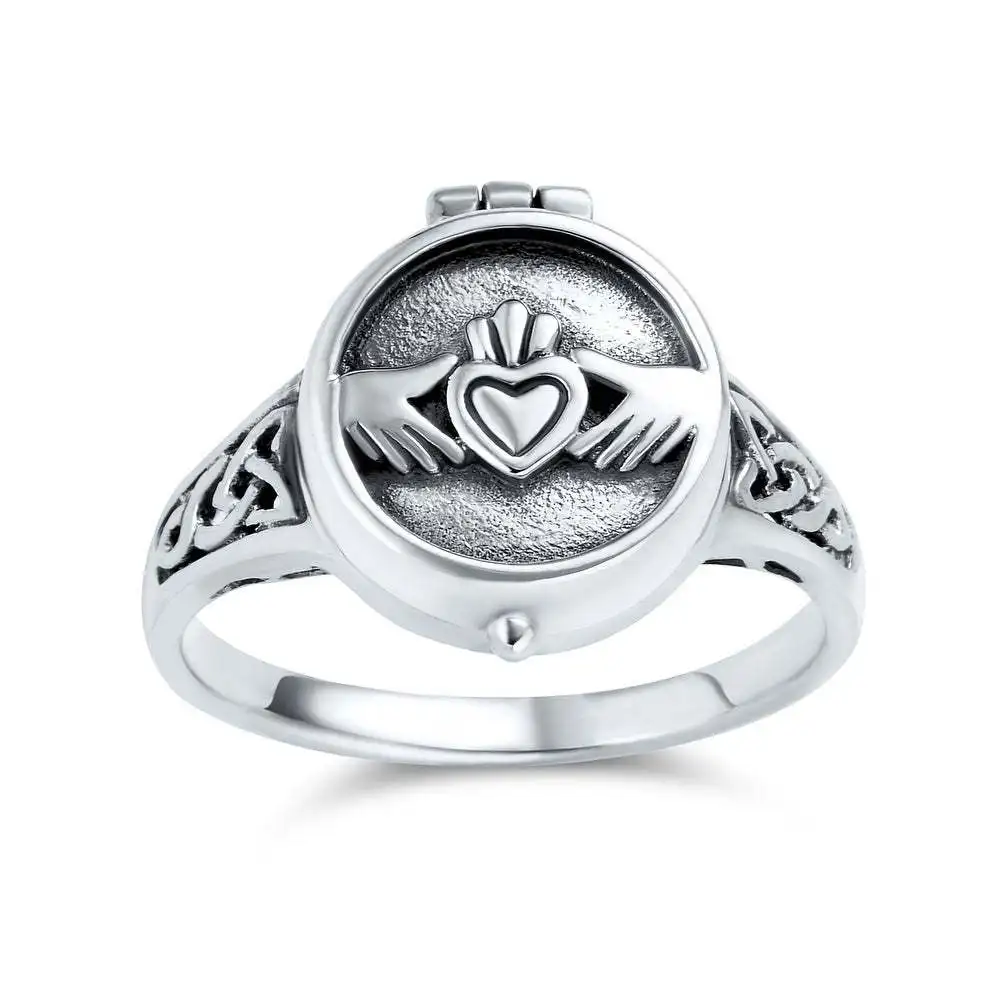 2021 New Vintage Silver Hand Holding Heart Closed Ring for Women Girls Finer Circle Rings Jewelry Lover Mom Birthday Gift
2021 New Vintage Silver Hand Holding Heart Closed Ring for Women Girls Finer Circle Rings Jewelry Lover Mom Birthday Gift