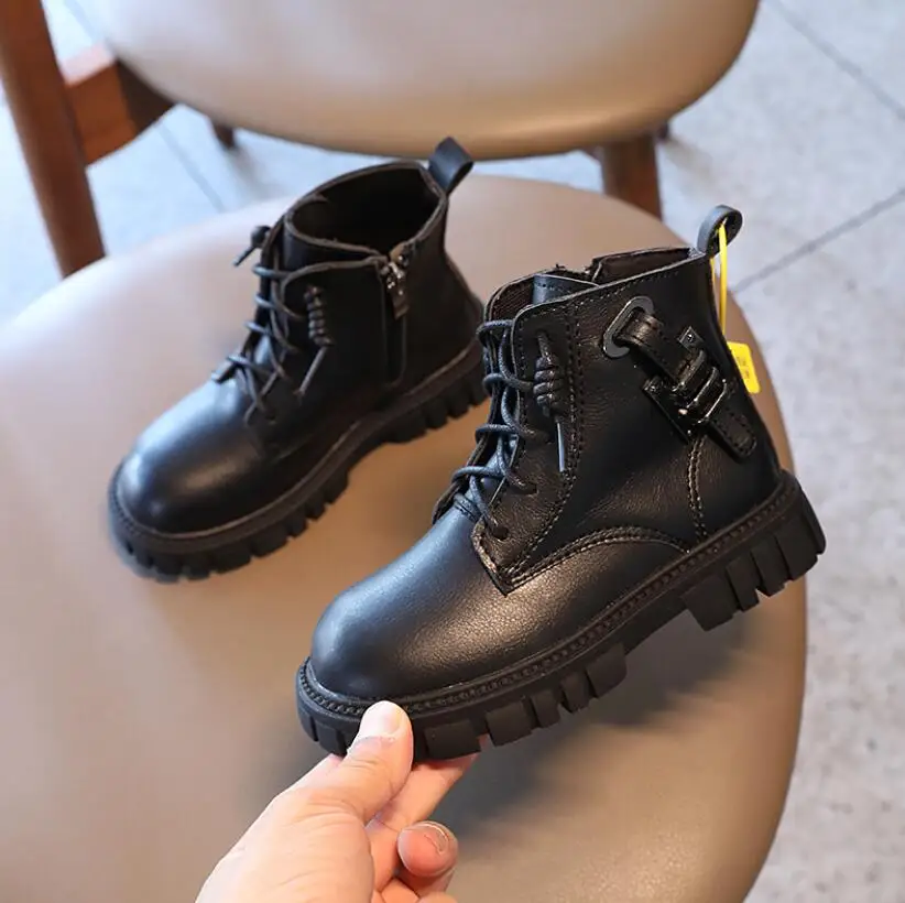 Children Martin Boots 2021 Autumn Winter Zipper Children Leather Boots Soft Sole Girls Shoes Fashion Lady Leather Boots
Children Martin Boots 2021 Autumn Winter Zipper Children Leather Boots Soft Sole Girls Shoes Fashion Lady Leather Boots