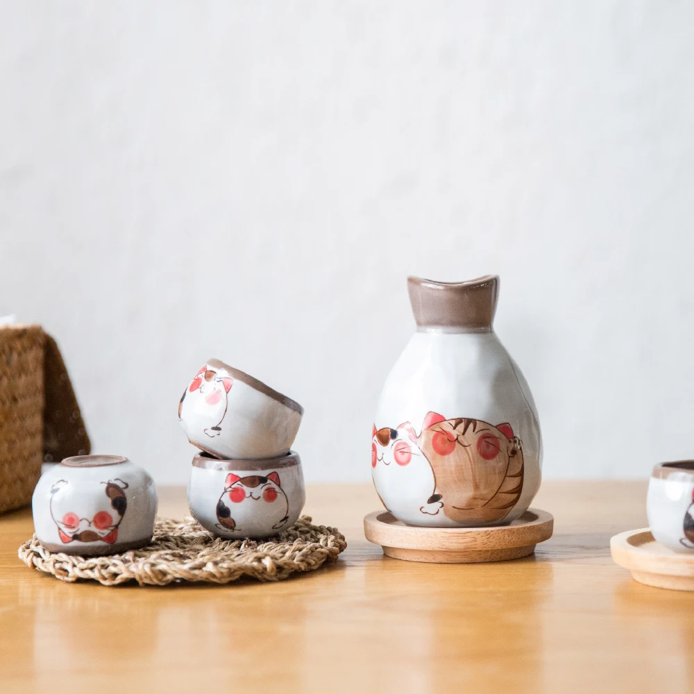 Japanese Cat Sake Set Wine Cold Bottle Modern Ceramic Sake Set Creative Vintage Cute Pattern Copas De Vino Kitchenware
Japanese Cat Sake Set Wine Cold Bottle Modern Ceramic Sake Set Creative Vintage Cute Pattern Copas De Vino Kitchenware