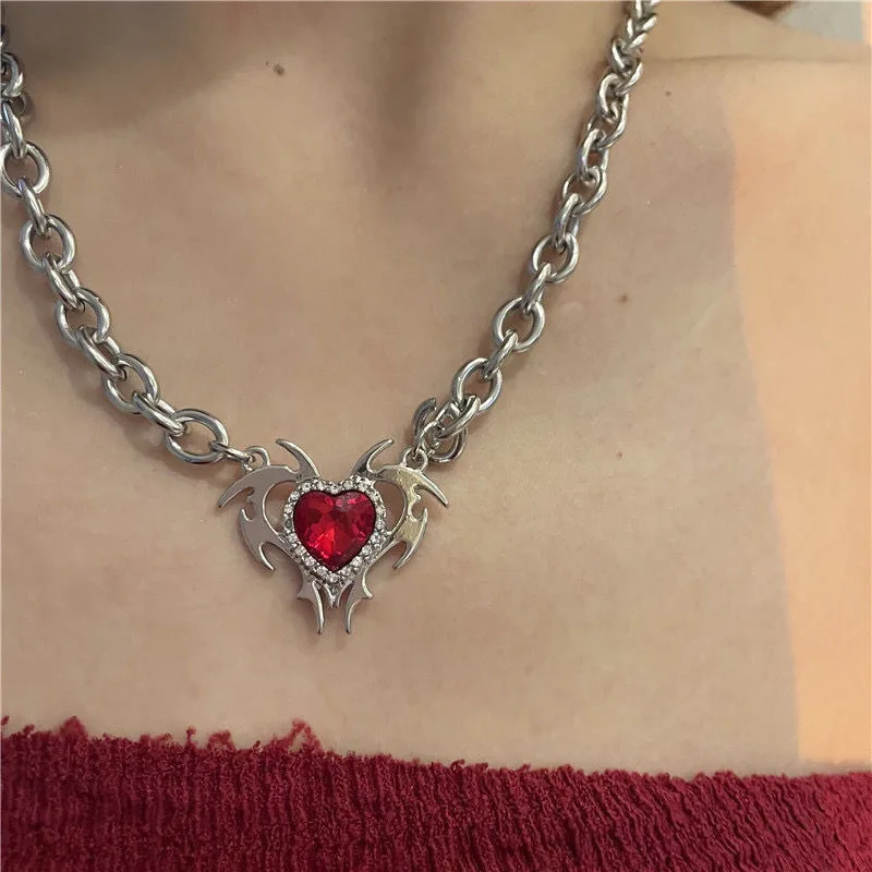 Fine Fashion Red Crystal Heart Pendant Statement Necklace For Women Party Charm Jewelry Metal Silver Color Chunky Chain Necklace
Fine Fashion Red Crystal Heart Pendant Statement Necklace For Women Party Charm Jewelry Metal Silver Color Chunky Chain Necklace