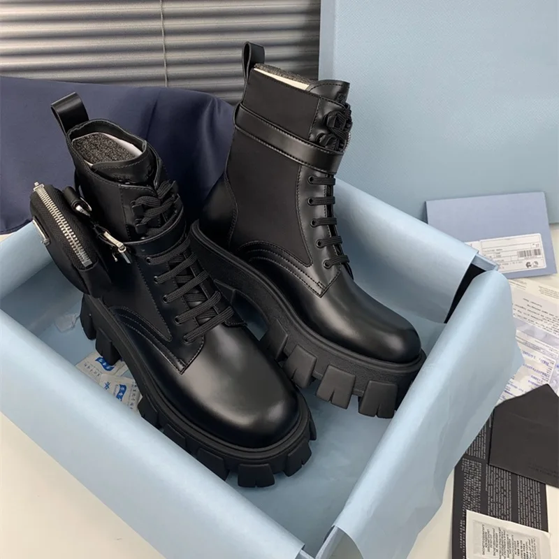 Women Martens Boots Brand Designer Fashion Sponge Cake Boots With Pocket Purse Platform Thick Bottom Motorcycle Tactical Boots
Women Martens Boots Brand Designer Fashion Sponge Cake Boots With Pocket Purse Platform Thick Bottom Motorcycle Tactical Boots