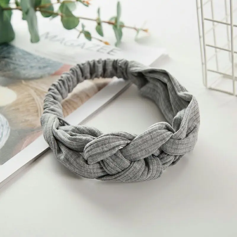 Chinese knot wide cross hair band knitting middle hair band makeup face hair band Fashion Headband hair accessories
Chinese knot wide cross hair band knitting middle hair band makeup face hair band Fashion Headband hair accessories