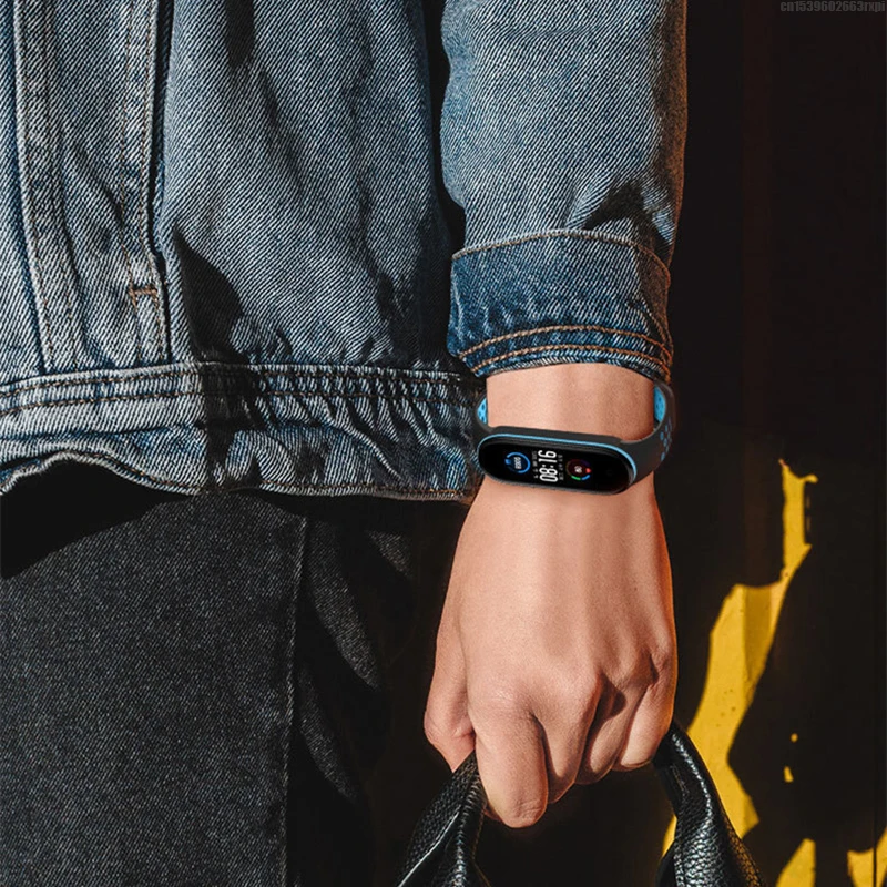 Strap For Xiaomi Mi Band 3 4 5 6 Two-Color Watch Wristband Silicone Miband Band6 Smart Miband5 Miband6 Accessories Miband4 Band3
Strap For Xiaomi Mi Band 3 4 5 6 Two-Color Watch Wristband Silicone Miband Band6 Smart Miband5 Miband6 Accessories Miband4 Band3