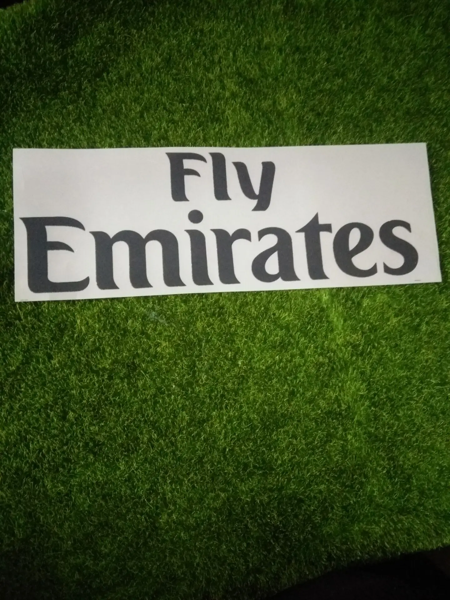 White Black Fly Emirates Sponsor Patch Soccer Badge Size Is 26.5cm Heat Transfer Soccer Badge
White Black Fly Emirates Sponsor Patch Soccer Badge Size Is 26.5cm Heat Transfer Soccer Badge