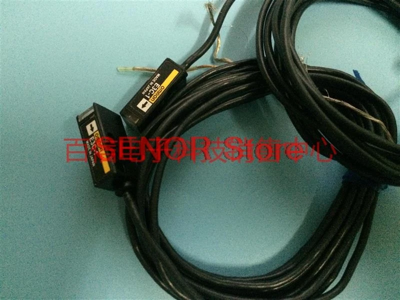 Spike genuine original photoelectric sensor amplifier detection head for radio induction E3C-1
Spike genuine original photoelectric sensor amplifier detection head for radio induction E3C-1
