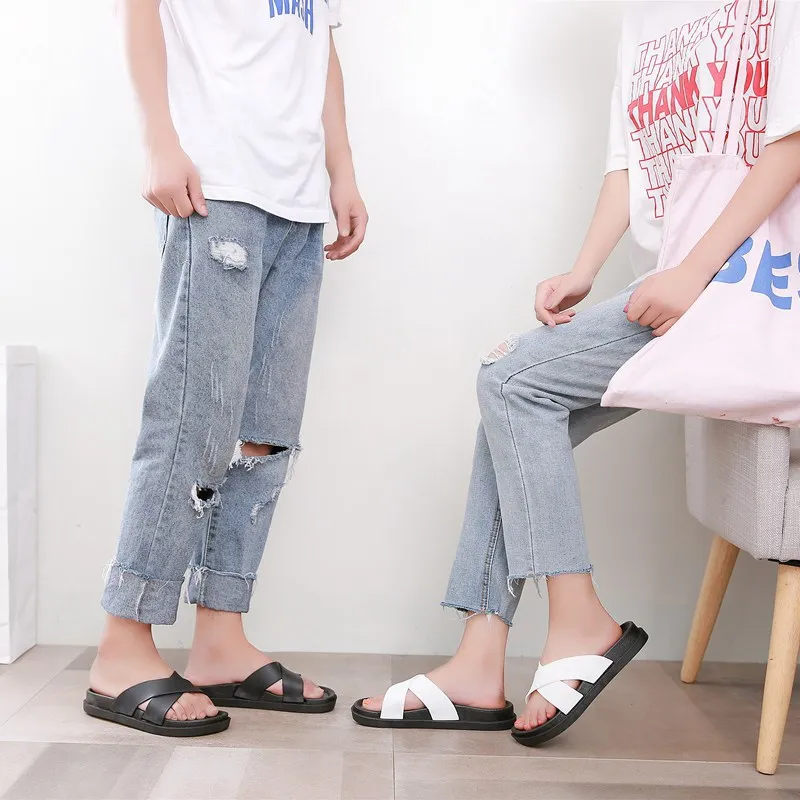 Summer Slippers Men Non-slip Shoes Fashion Cross Strap Outdoor Sandals for Female Thick Bottom Comfortable Beach Unisex 2021
Summer Slippers Men Non-slip Shoes Fashion Cross Strap Outdoor Sandals for Female Thick Bottom Comfortable Beach Unisex 2021