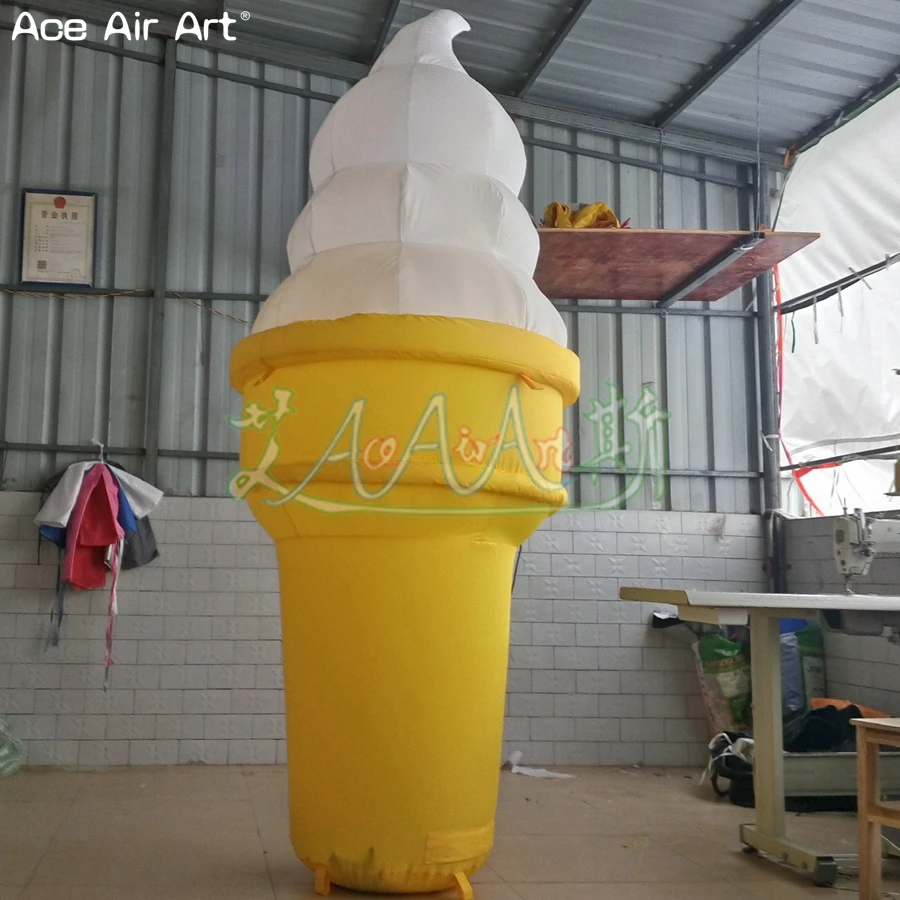 Удивительная надувная модель мороженого с подсветкой для рекламы бесплатной