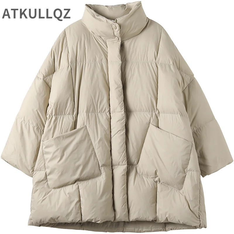 2022 Large Size Loose Artistic Long Sleeve Warm Quilted Jacket Winter Clothes New Solid White Duck down Lightweight down Jacket
2022 Large Size Loose Artistic Long Sleeve Warm Quilted Jacket Winter Clothes New Solid White Duck down Lightweight down Jacket
