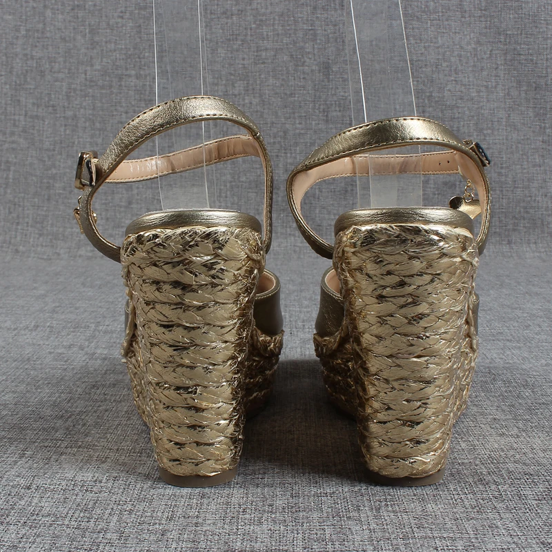 Beige Heeled Sandals Clogs Wedge Espadrilles Platform Female Shoe Large Size Breathable Buckle Strap Open Toe Black Block High T
Beige Heeled Sandals Clogs Wedge Espadrilles Platform Female Shoe Large Size Breathable Buckle Strap Open Toe Black Block High T