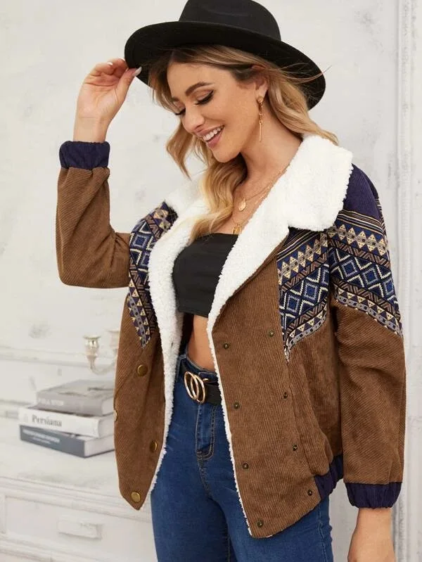Autumn and winter new women's fashion all-match age-reducing lamb fur collar thickening warm stitching winter jacket
Autumn and winter new women's fashion all-match age-reducing lamb fur collar thickening warm stitching winter jacket