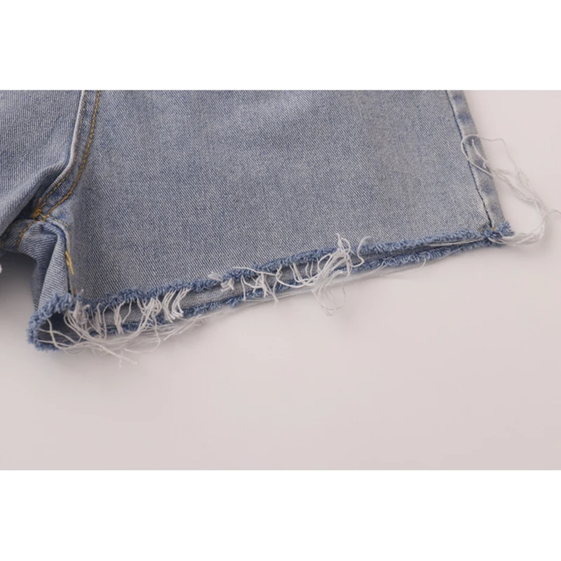 Wide Leg Streetwear Light Blue Denim Pants Women 2021 Summer New Casual Pocket Irrgular Washed High Waist Loose Shorts Trousers 
Wide Leg Streetwear Light Blue Denim Pants Women 2021 Summer New Casual Pocket Irrgular Washed High Waist Loose Shorts Trousers