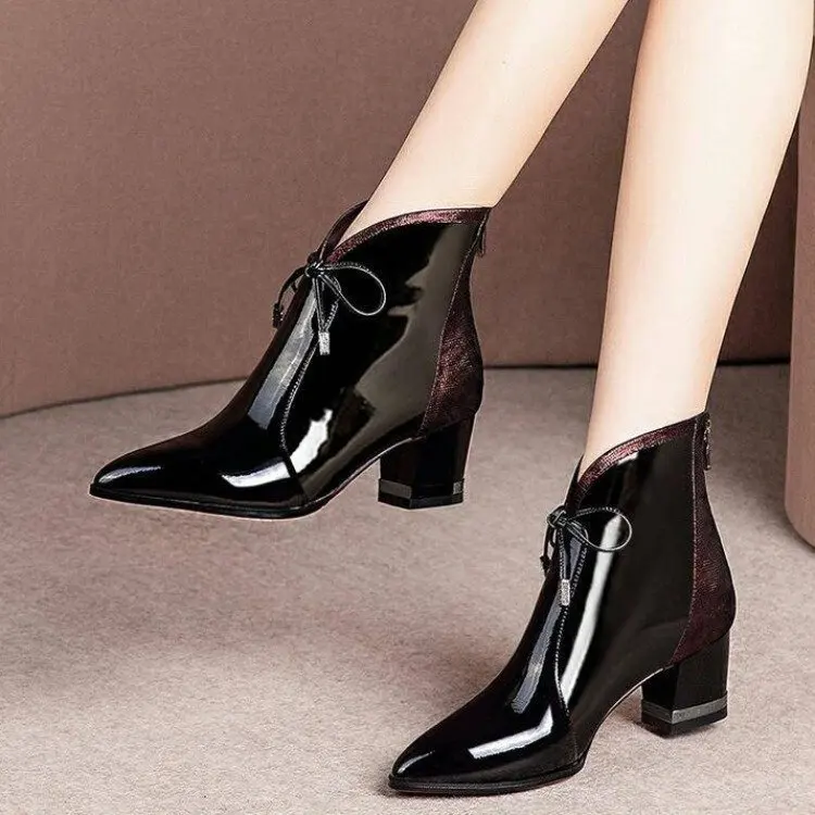Woman Pointed Toe Lace Up Low Heels Ankle Boots Women's Patent Leather Short Boots Mixed Color Female Ladies Zip Shoes
Woman Pointed Toe Lace Up Low Heels Ankle Boots Women's Patent Leather Short Boots Mixed Color Female Ladies Zip Shoes