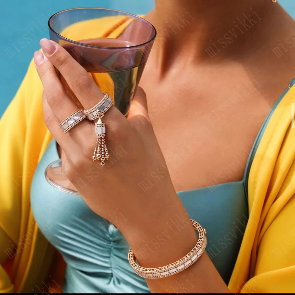 missvikki Brand Original design Stackable Bangle For Women Bridal Wedding Cubic Zircon OPen Bangle Dubai Bracelet Party Jewelry
missvikki Brand Original design Stackable Bangle For Women Bridal Wedding Cubic Zircon OPen Bangle Dubai Bracelet Party Jewelry