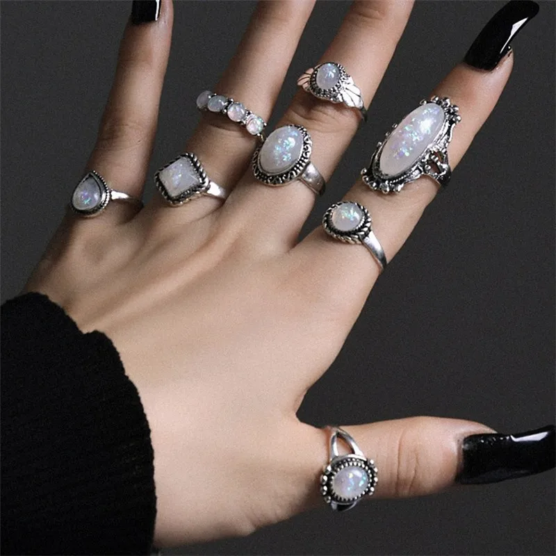 2022 8Pcs Vintage Antique Silver Color Rings Sets Colorful Opal Crystal Stone Carve for Women Men Bohemian Jewelry Anillos
2022 8Pcs Vintage Antique Silver Color Rings Sets Colorful Opal Crystal Stone Carve for Women Men Bohemian Jewelry Anillos
