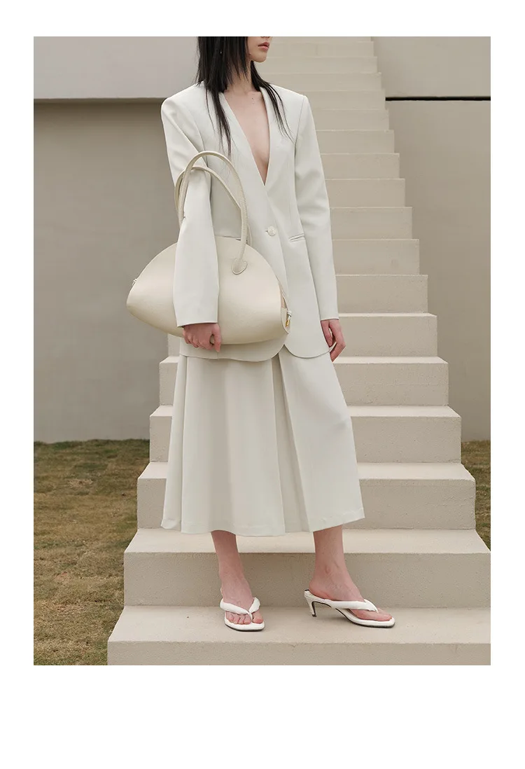 Simple Blazer Female 2021 Spring and Autumn Korean Style V-neck Long Sleeve Suit One Button Temperament Thin Elegant Coats
Simple Blazer Female 2021 Spring and Autumn Korean Style V-neck Long Sleeve Suit One Button Temperament Thin Elegant Coats