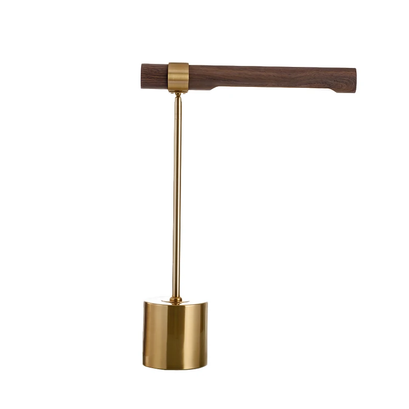 Europe Post Modern Metal Desk Lamp Originality Bedside A Living Room Sofa Study Desk Model House Designer Small Desk Lamp 
Europe Post Modern Metal Desk Lamp Originality Bedside A Living Room Sofa Study Desk Model House Designer Small Desk Lamp