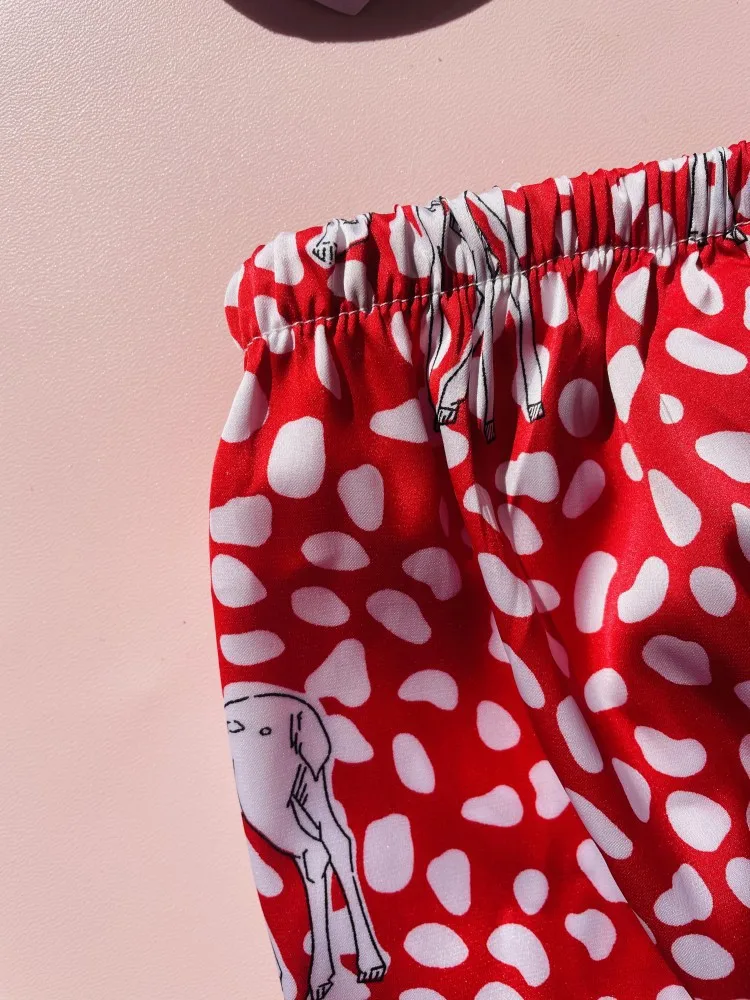 Female Loose Casual Sleepwear Printed Spring Nightgown Lace Trim Pajamas Suit 5PCS Sleep Set Sexy Lounge V-Neck Kimono Robe Gown
Female Loose Casual Sleepwear Printed Spring Nightgown Lace Trim Pajamas Suit 5PCS Sleep Set Sexy Lounge V-Neck Kimono Robe Gown